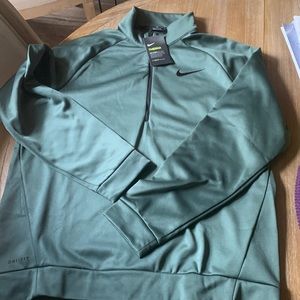 Nike Therma half zip jacket